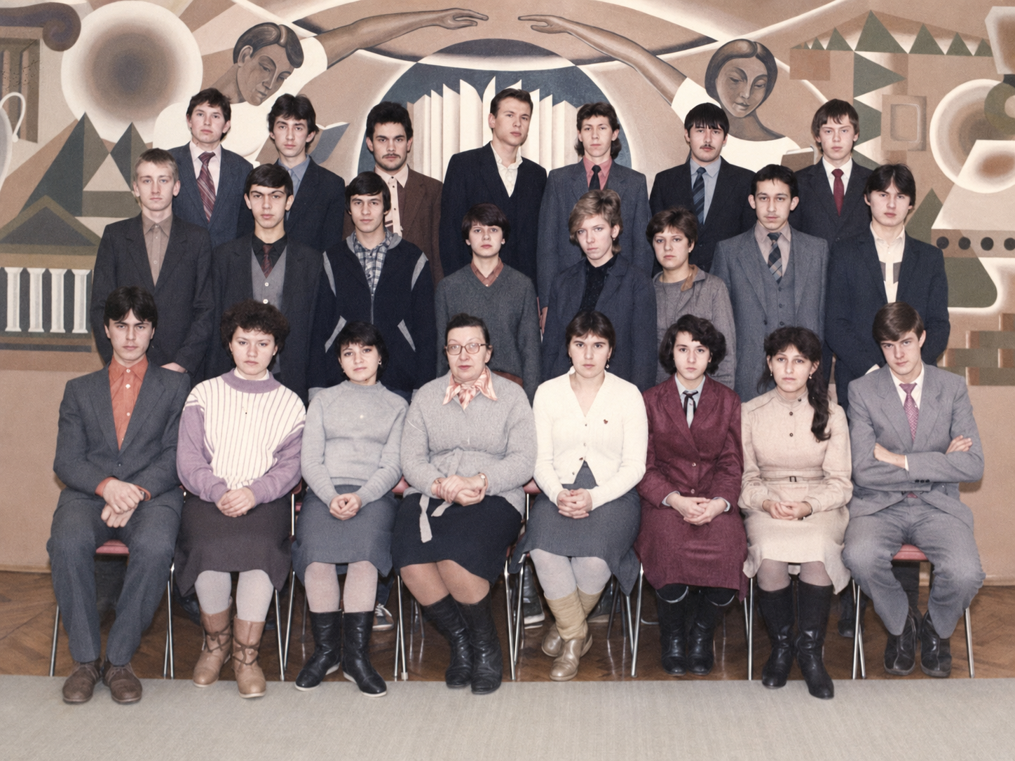 Гр. СТ-32 выпуск 1987