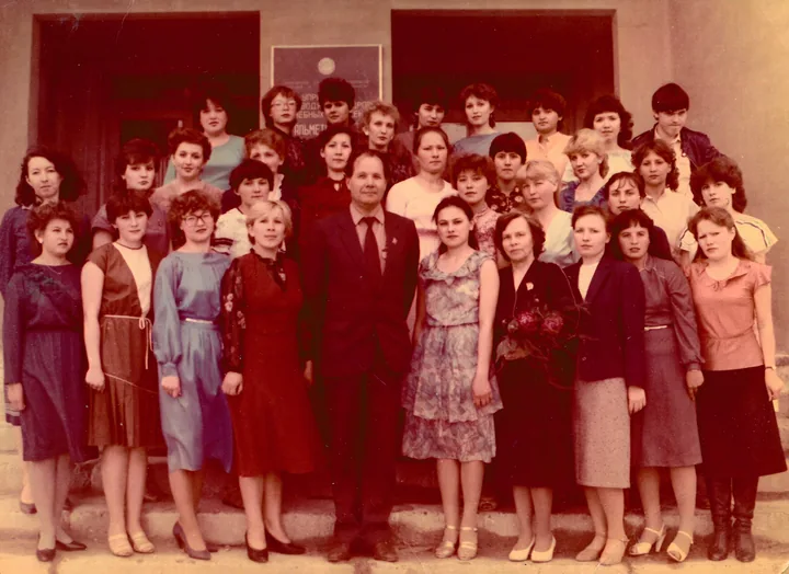 На память кл. рук гр. ПЛ-31 выпуск 1985 года