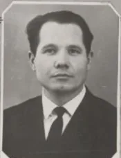 Биография